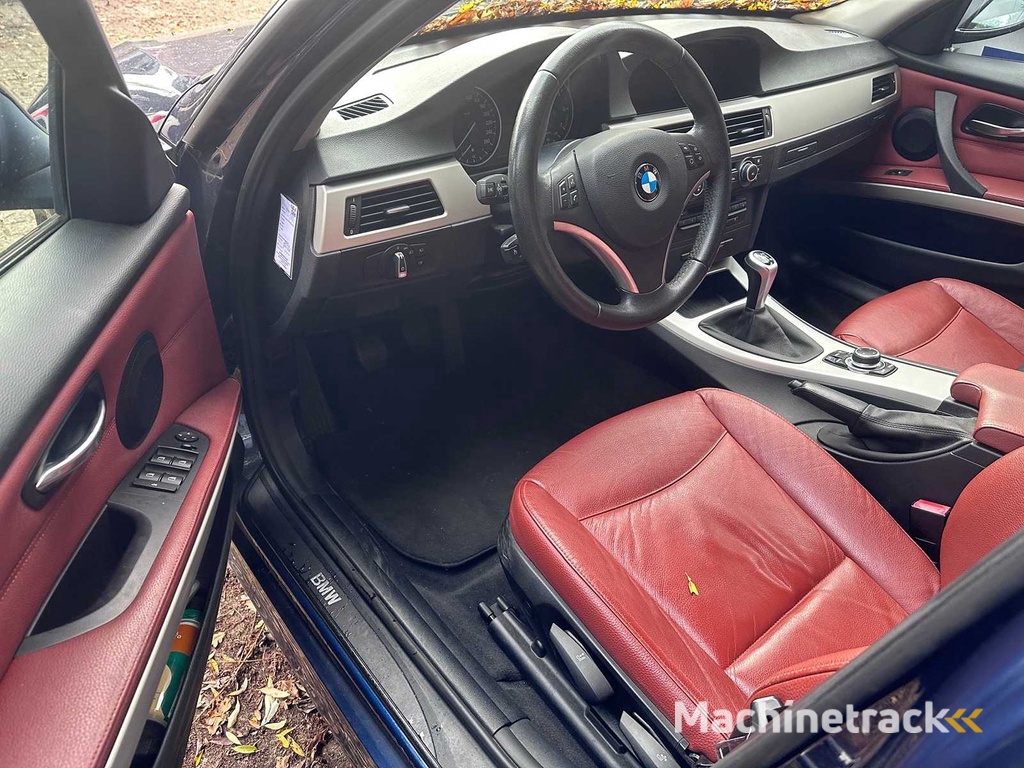 BMW - 3er-Serie Touring - 318i Corp.L.Lux Line - Deutsche Papiere (vorher 51-RTJ-9)