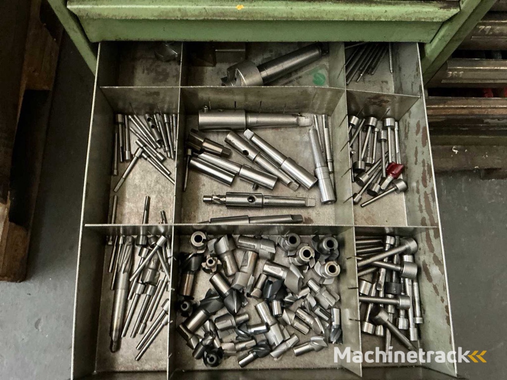 Workshop ladekast met inhoud