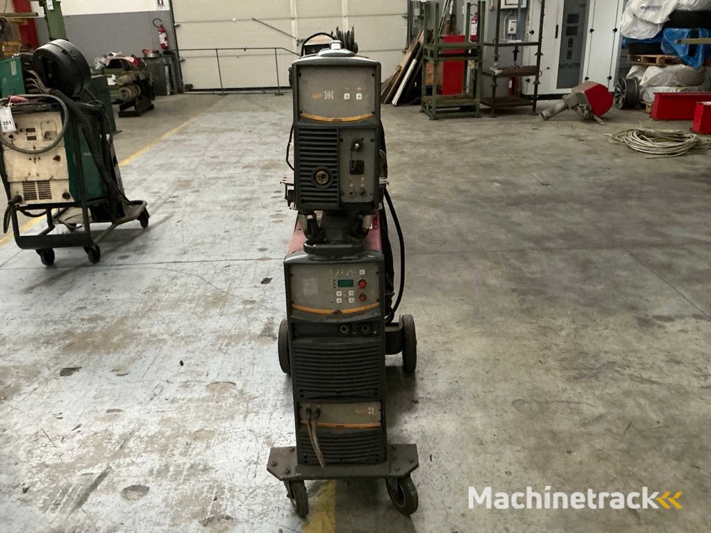 SELCO GENESIS 282 PME Welding Machine