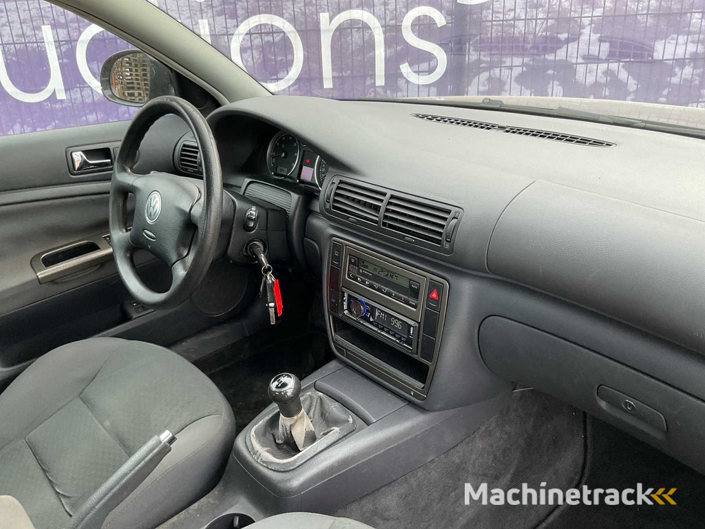 2004 - Volkswagen - Passat - 2.0-20V Arctic - PKW