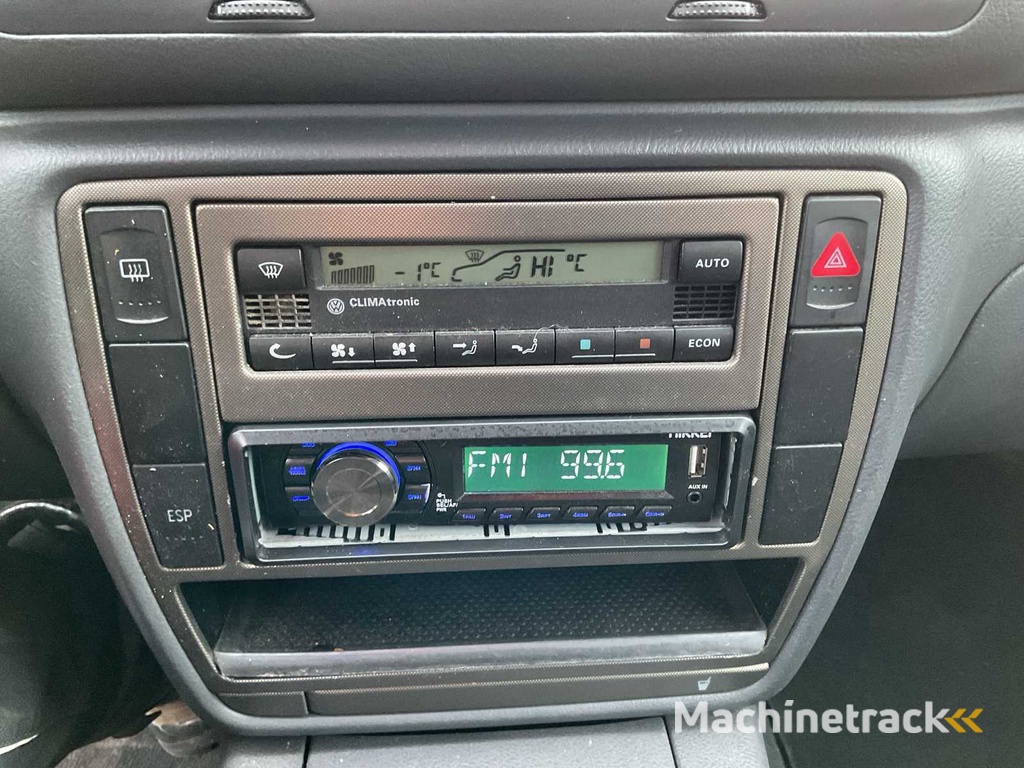 2004 - Volkswagen - Passat - 2.0-20V Arctic - PKW