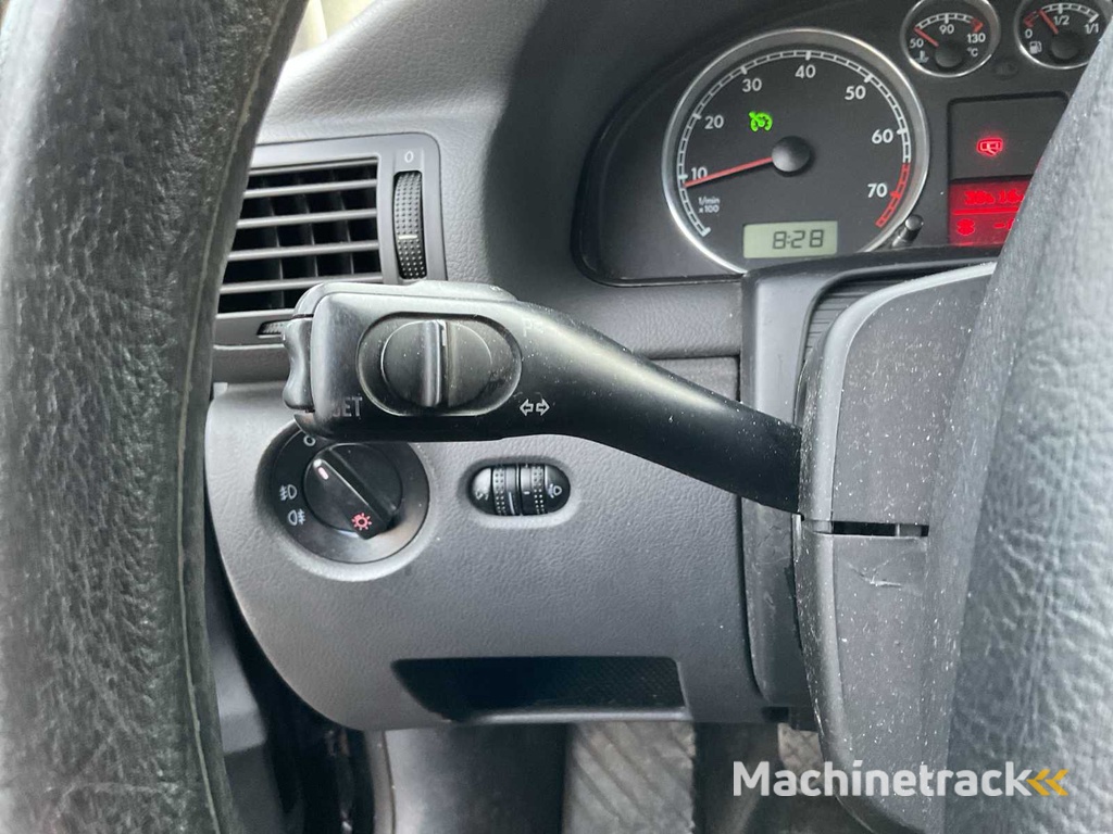 2004 - Volkswagen - Passat - 2.0-20V Arctic - PKW