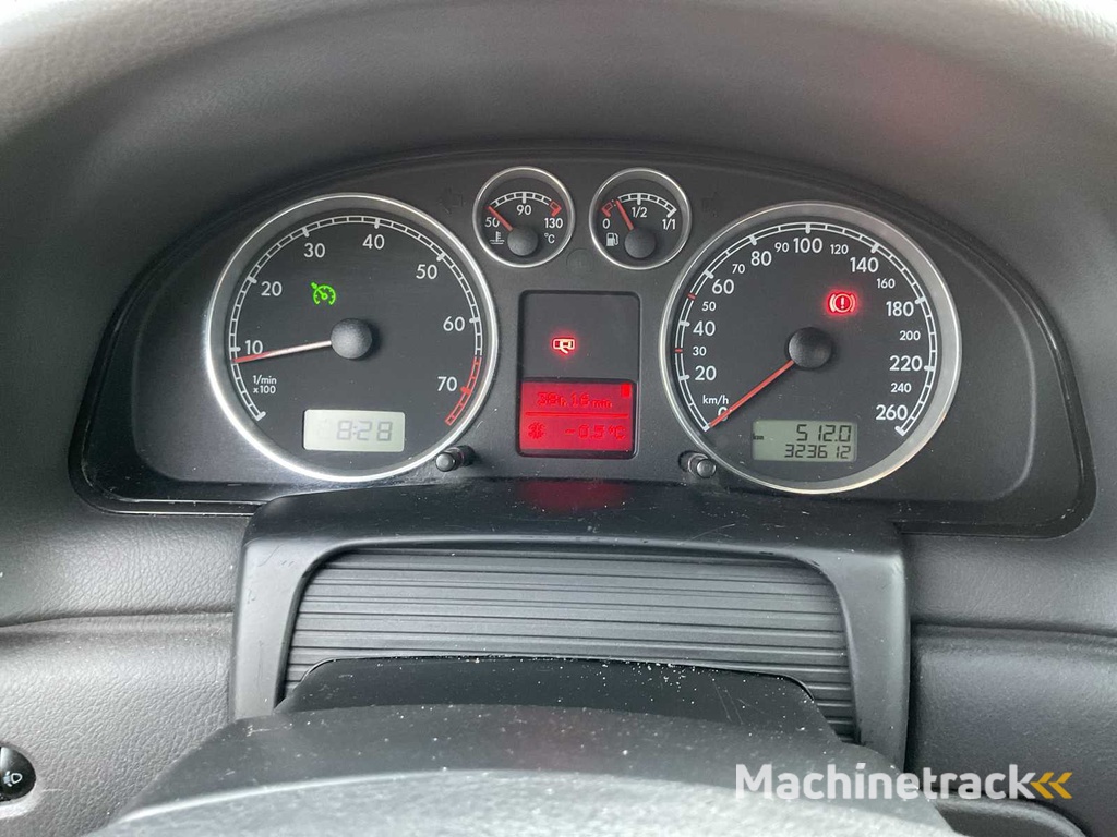 2004 - Volkswagen - Passat - 2.0-20V Arctic - PKW