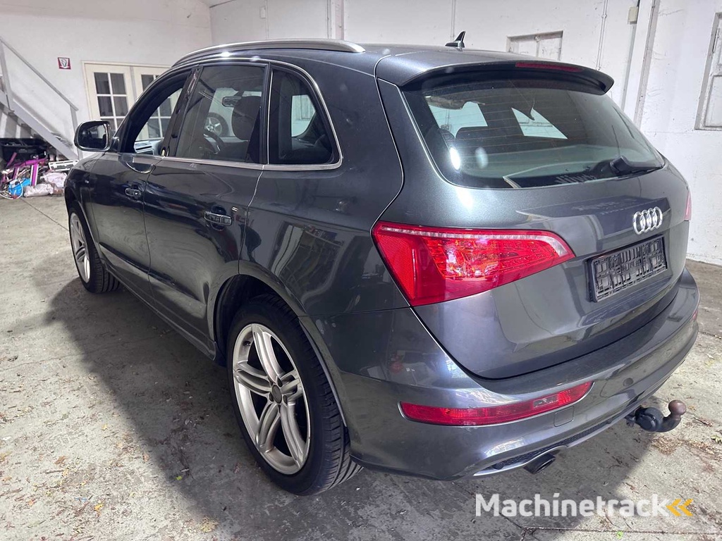 Audi - Q5 - 2.0 TFSI q. PL. S AUTOMATO - DEUTSCHE ZEITUNGEN