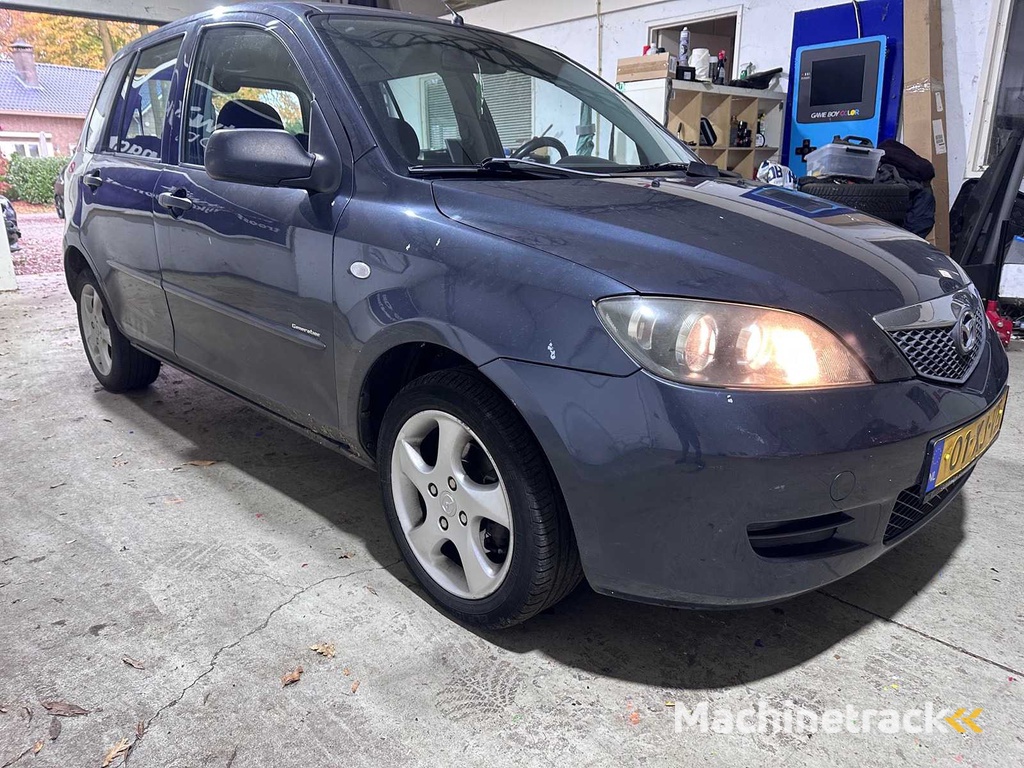 Mazda - 2 - 1.4 Luxus Edition - 01-XJ-VZ