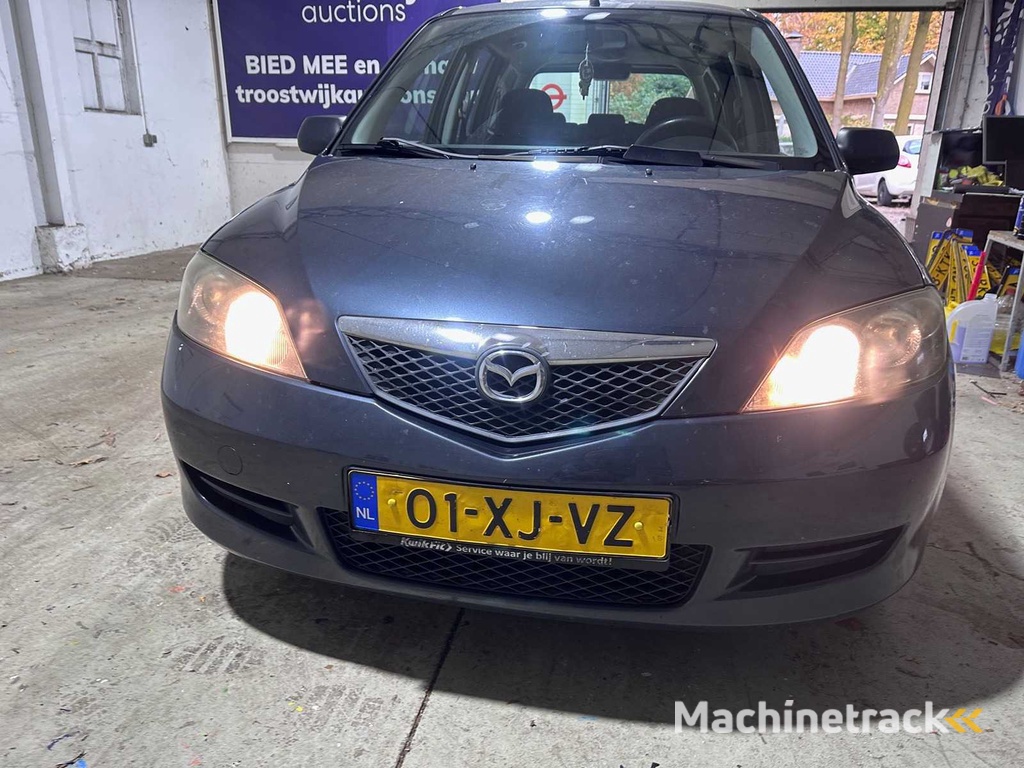 Mazda - 2 - 1.4 Luxus Edition - 01-XJ-VZ