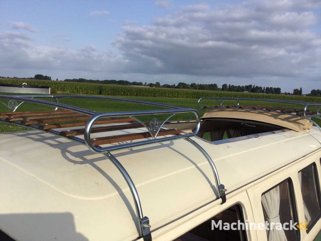 Volkswagen T2 Camper Classic Car