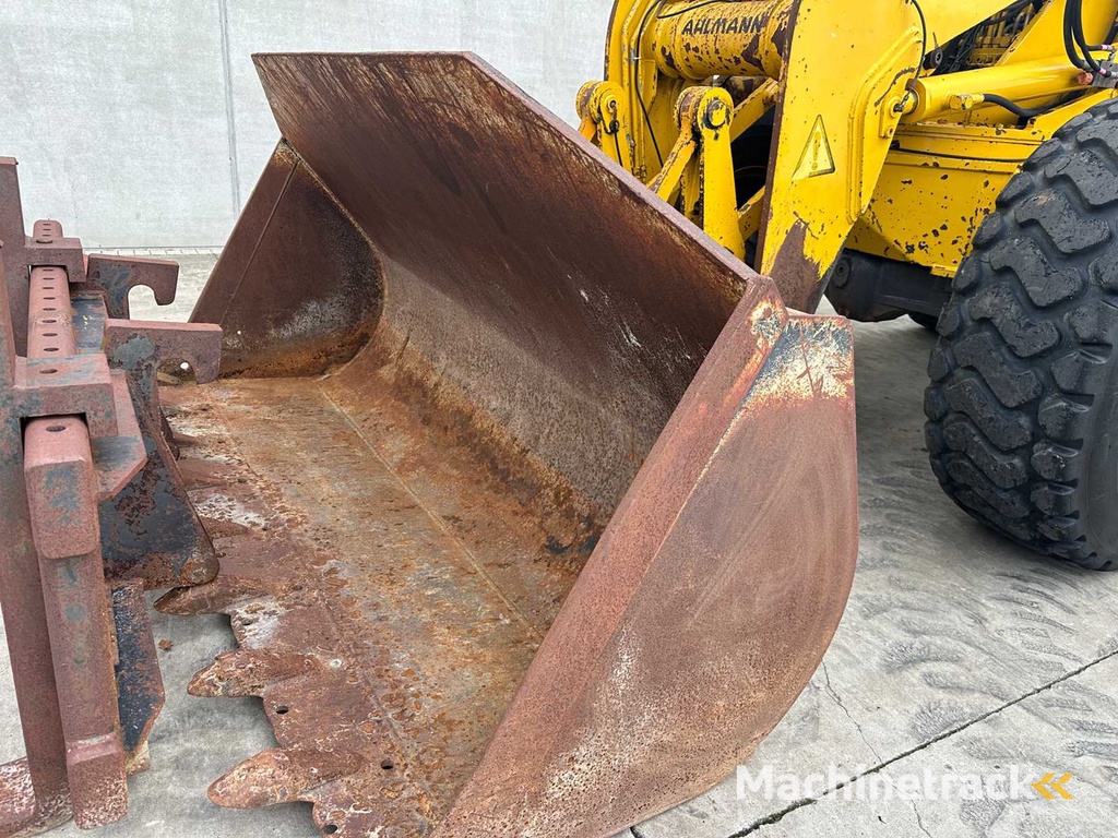 Ahlmann - 1999 - AS200 - Shovel