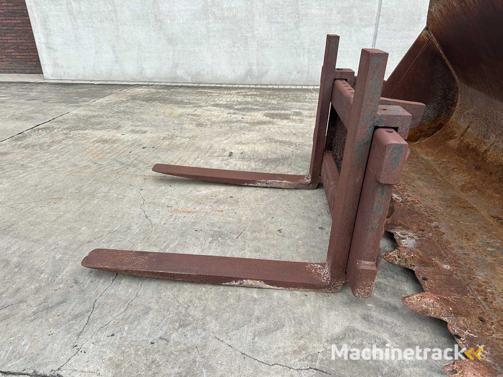 Ahlmann - 1999 - AS200 - Shovel