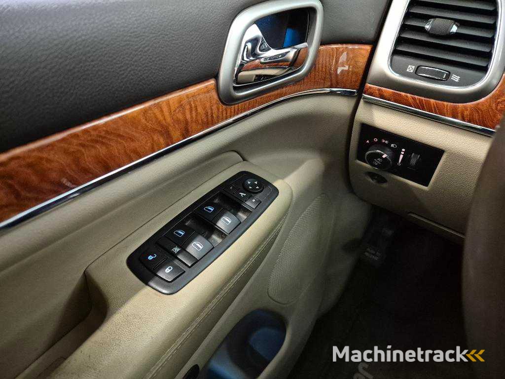 Jeep Grand Cherokee 3.6 Overland 2011 | 94-NXZ-9