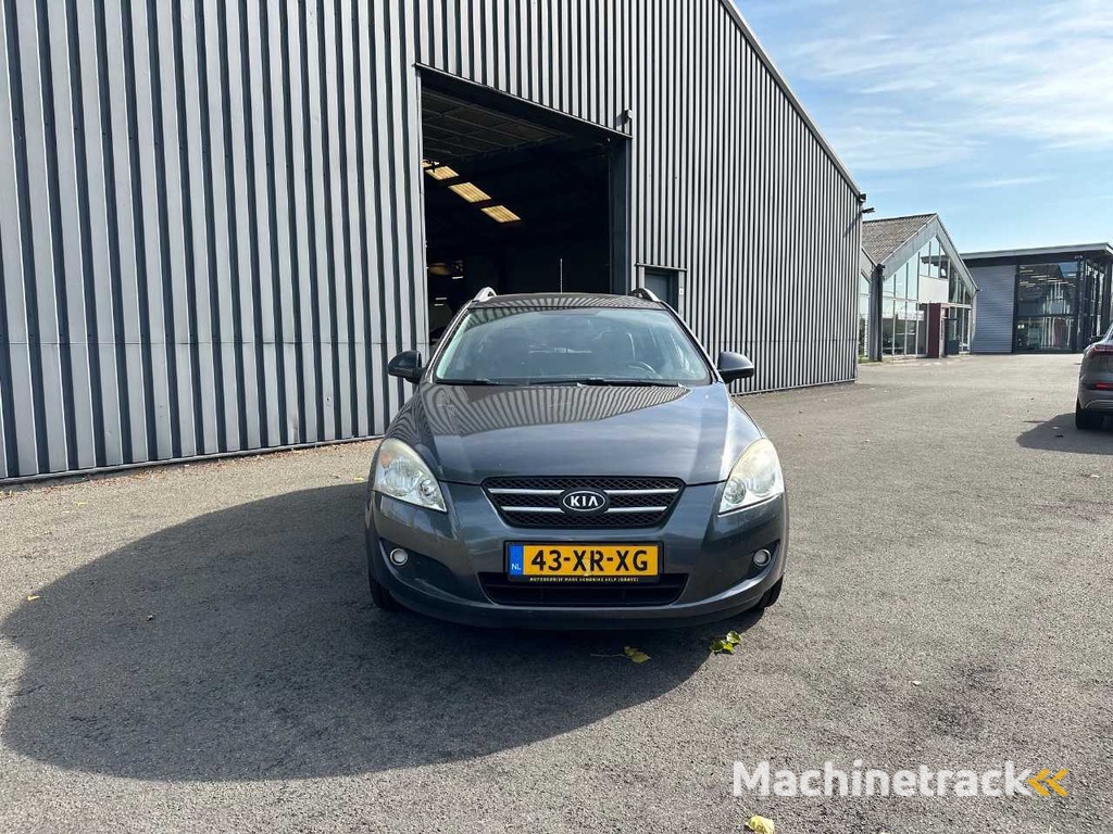 Kia - cee'd Sporty Wagon - 1.6 Business Ed. - PKW - 2007