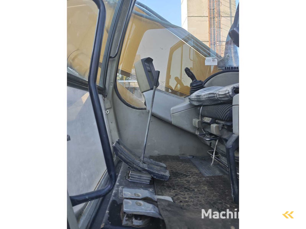 2009 - Liebherr - R914C - Tracked Excavator