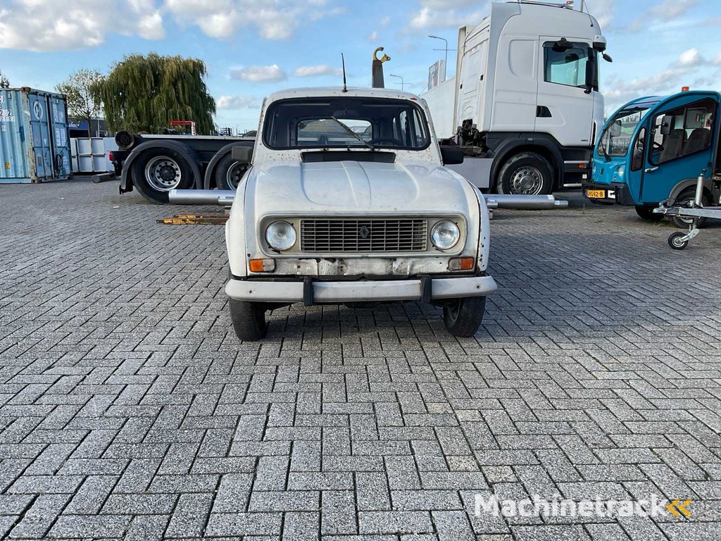 Renault - 1986 - 4 - PKW