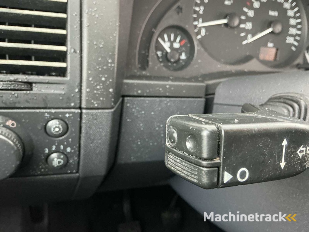 2005 - Opel - Meriva - 1.6-16V Essentia - PKW