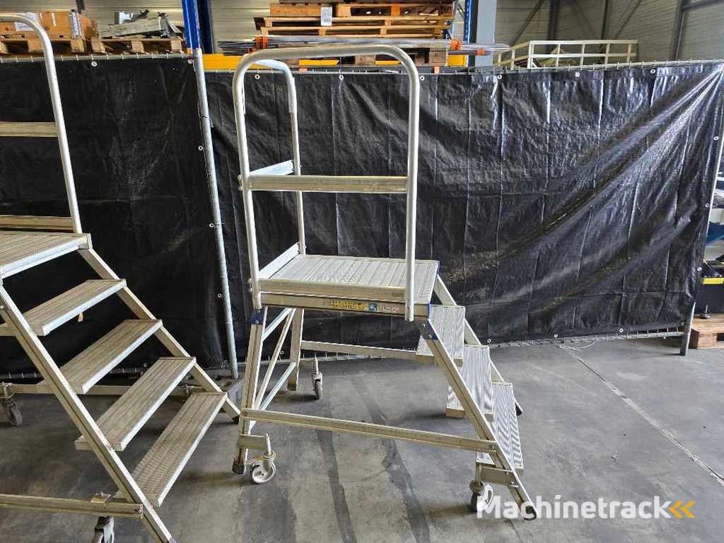 Zagres - Overige werkplaatsinventaris (2x)