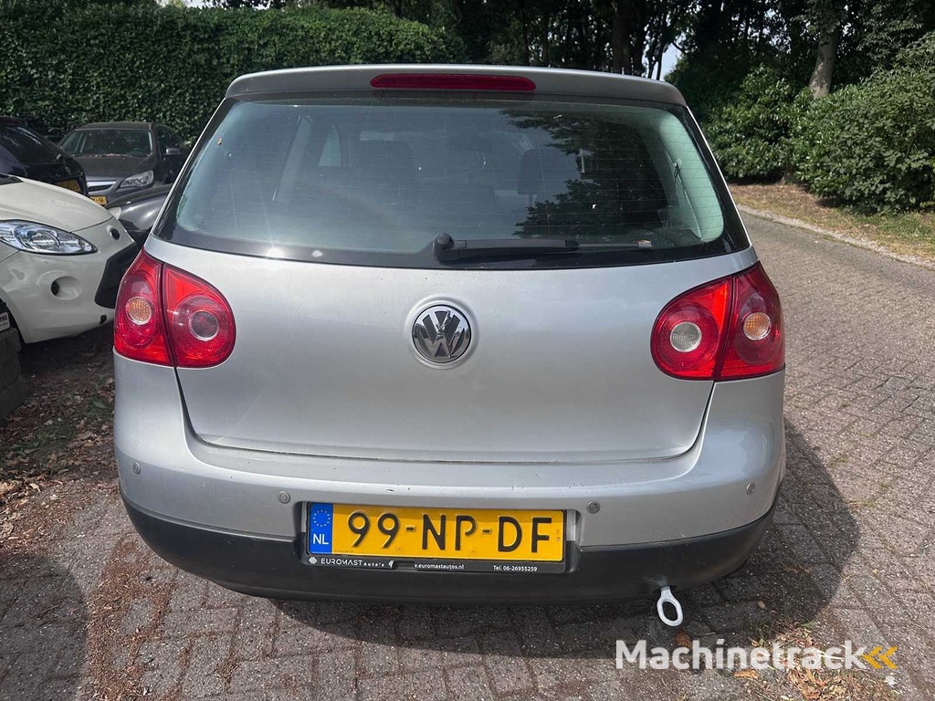 Volkswagen - Golf - 1.4 Trendline - 99-NP-DF