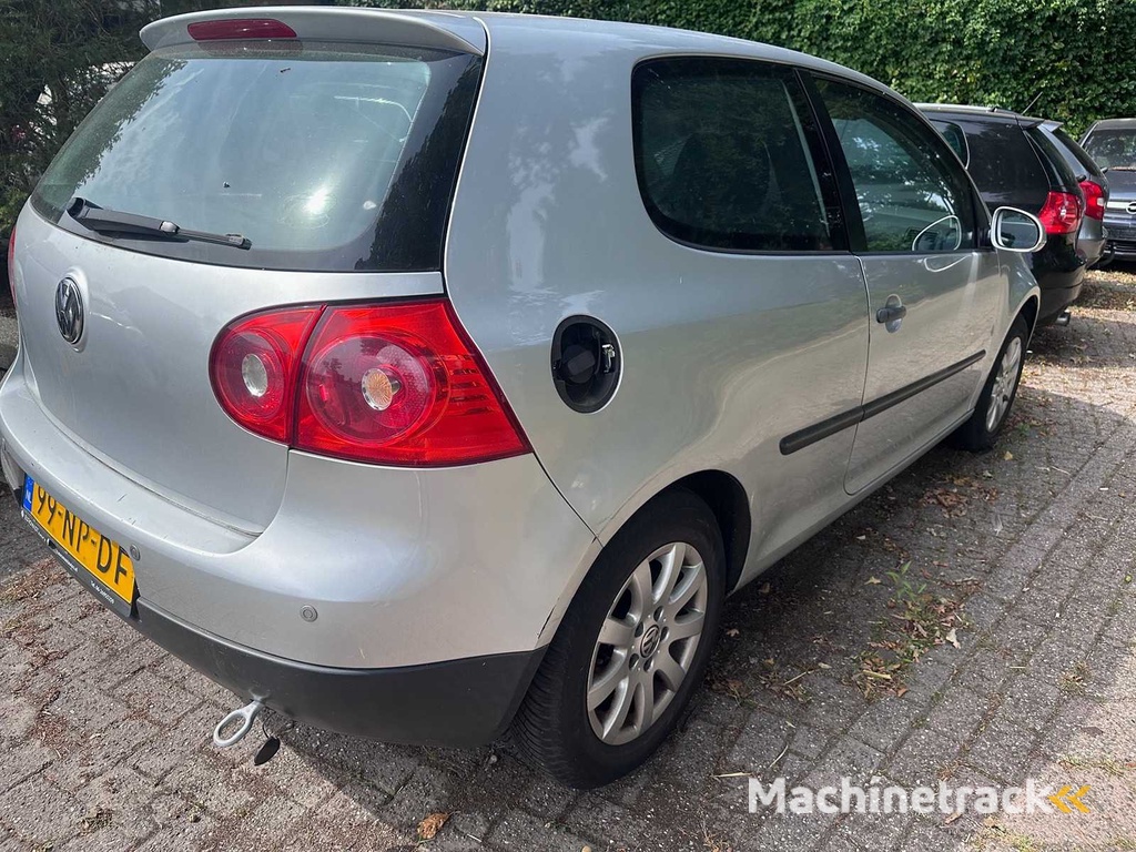 Volkswagen - Golf - 1.4 Trendline - 99-NP-DF