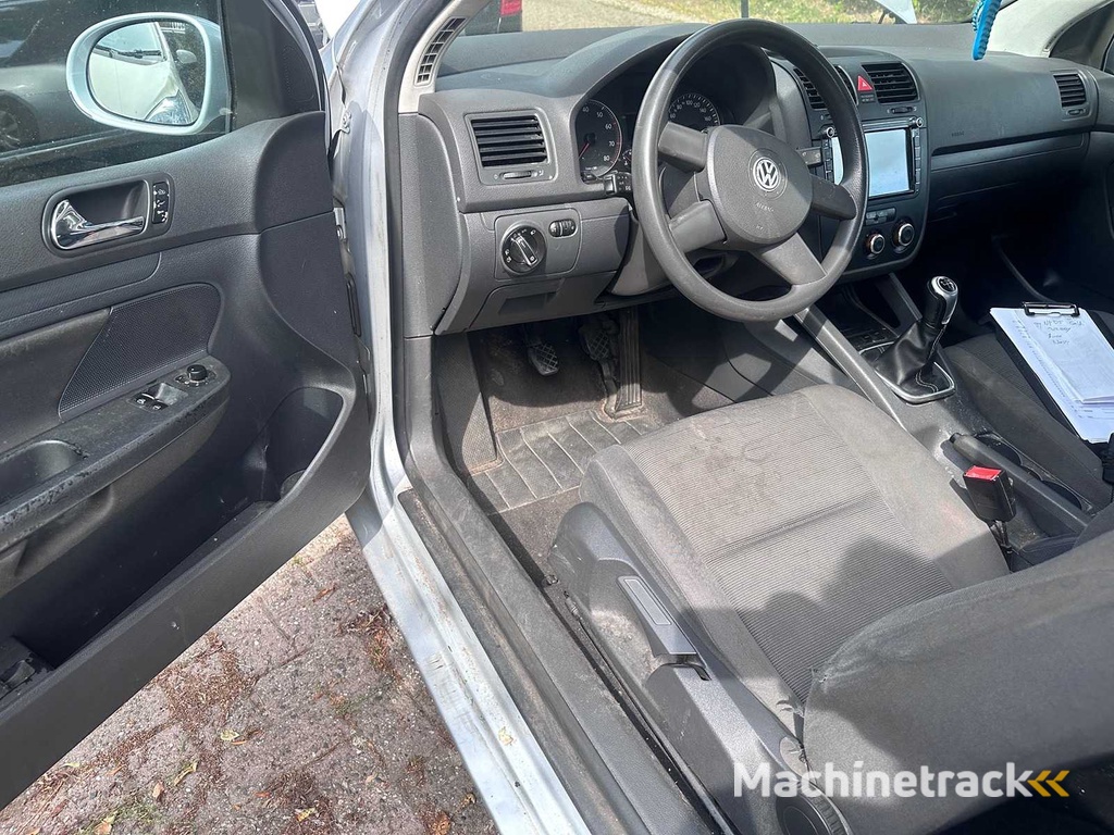 Volkswagen - Golf - 1.4 Trendline - 99-NP-DF