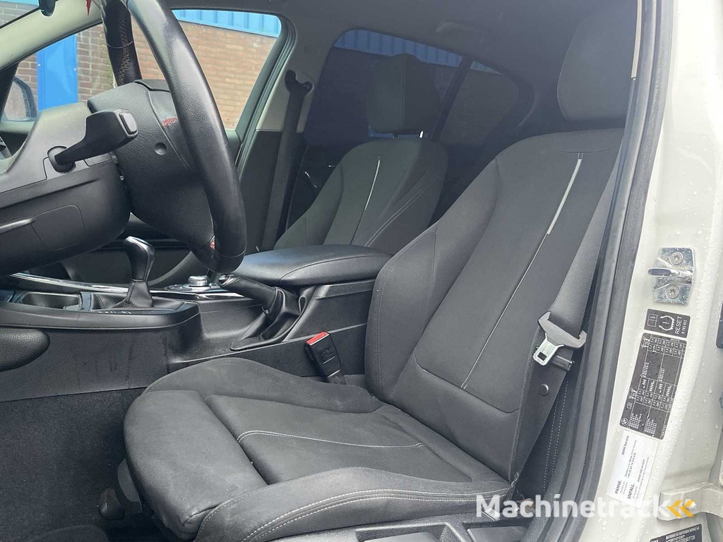 BMW 1er 118i Auto 2011 | J-005-GS