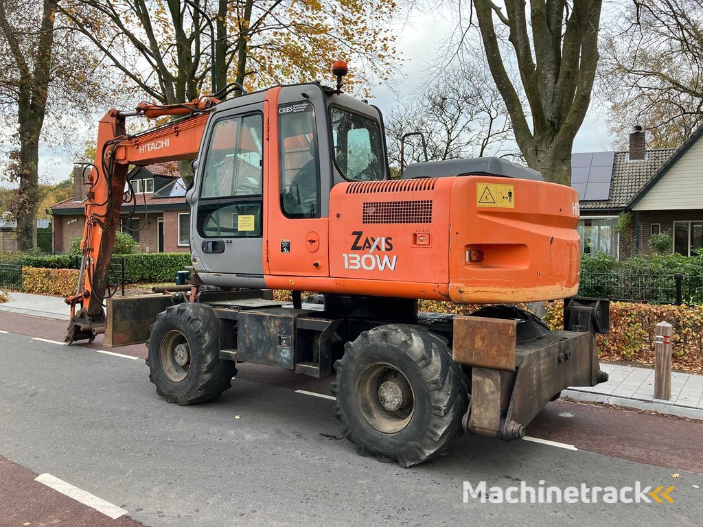Hitachi - 2008 - ZX130W - Banden graafmachine