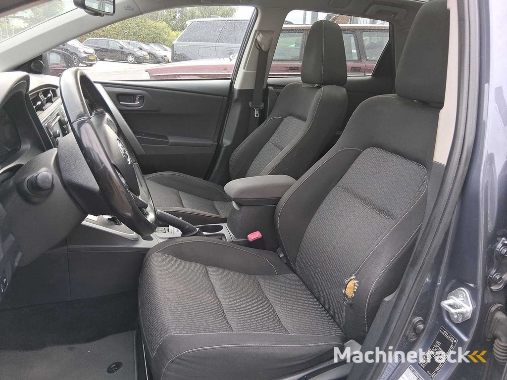 Toyota Auris Touring Sports 1.8 Hybrid Leasing 2014 | 7-XJR-65