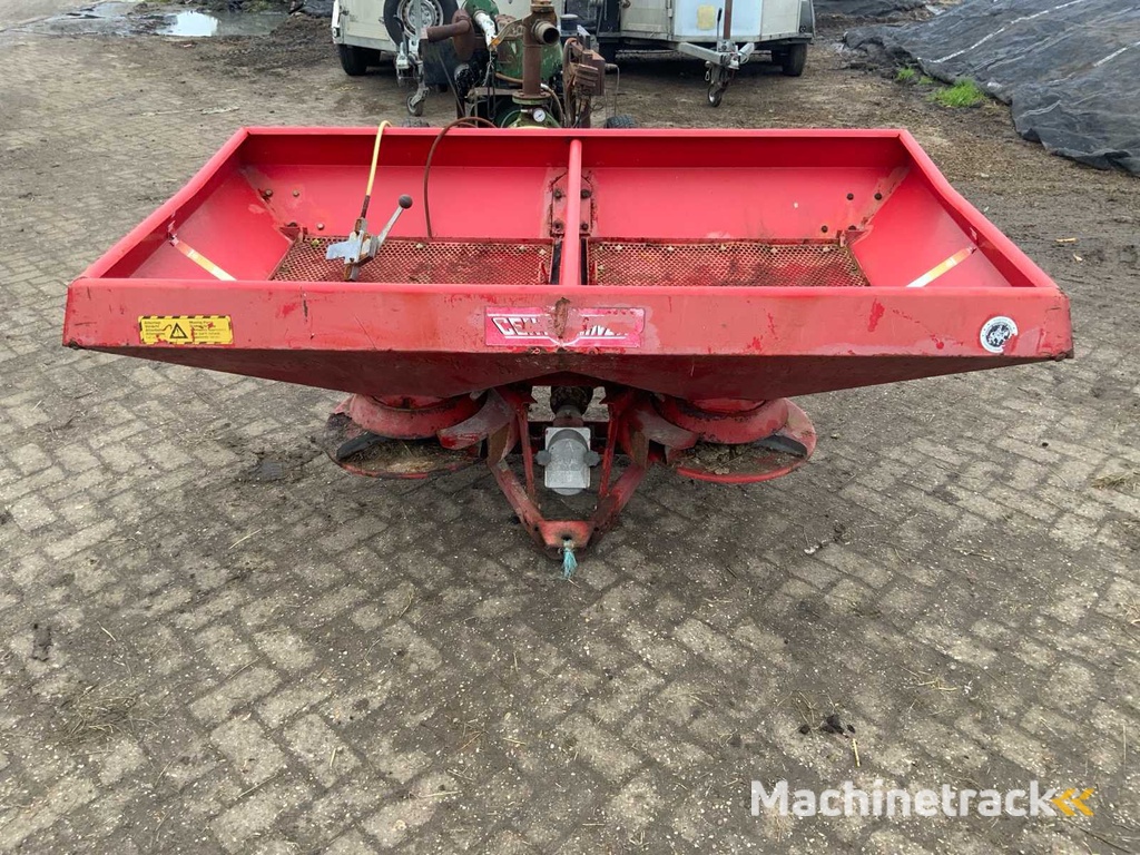 Lely Centerliner 1200CB Fertilizer Spreader