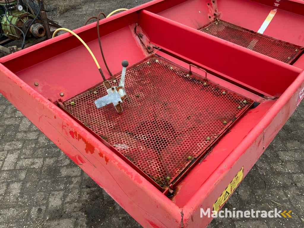 Lely Centerliner 1200CB Fertilizer Spreader