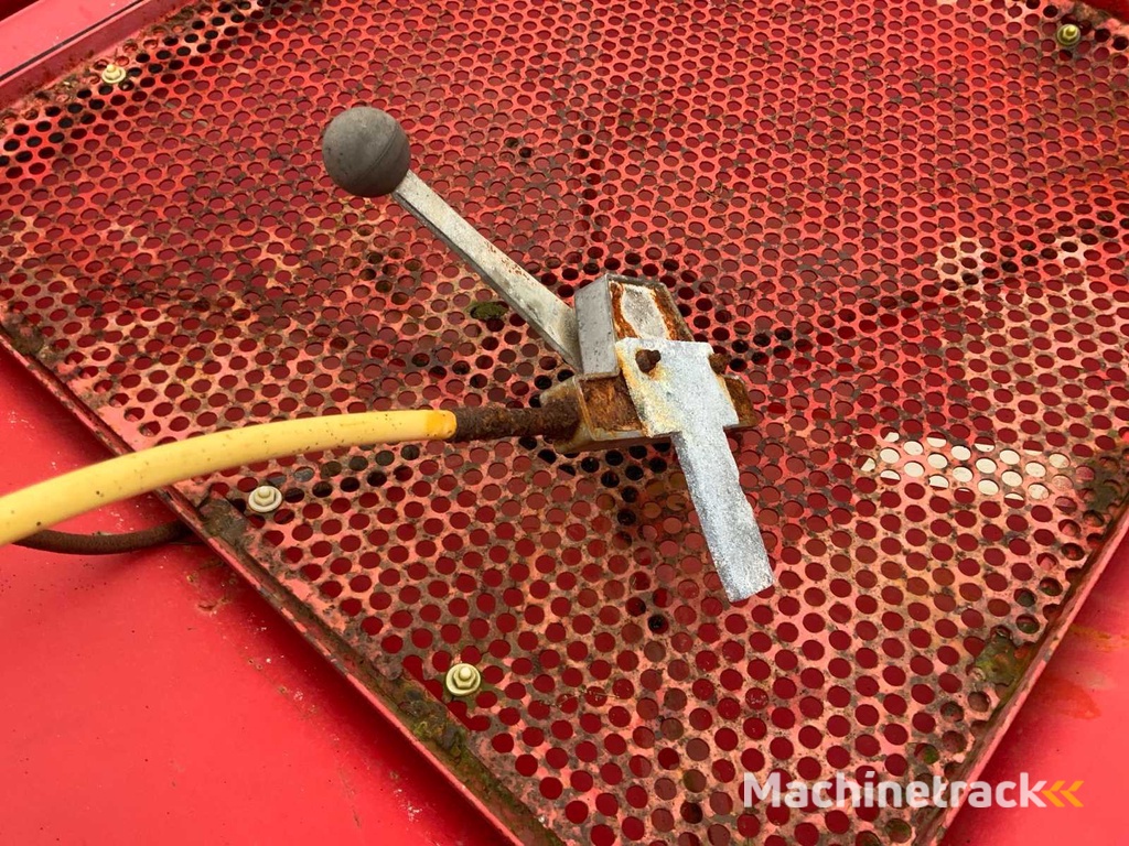 Lely Centerliner 1200CB Fertilizer Spreader