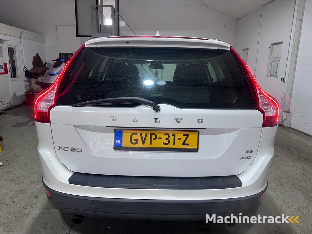 Volvo - XC60 - 3.2 AWD Ultimate AUTOMATIK - GVP-31-Z
