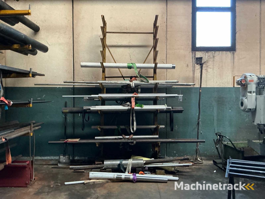 Rohmaterial und Halbzeuge