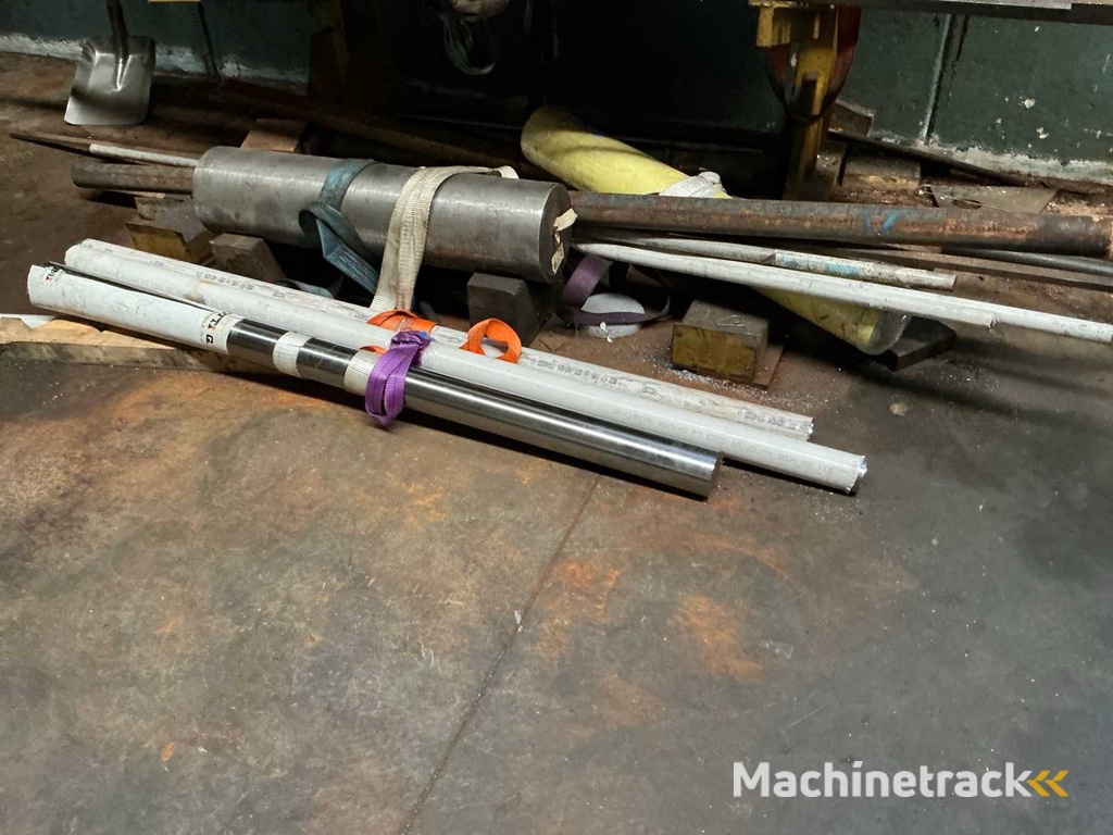 Rohmaterial und Halbzeuge