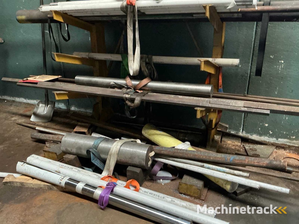 Rohmaterial und Halbzeuge