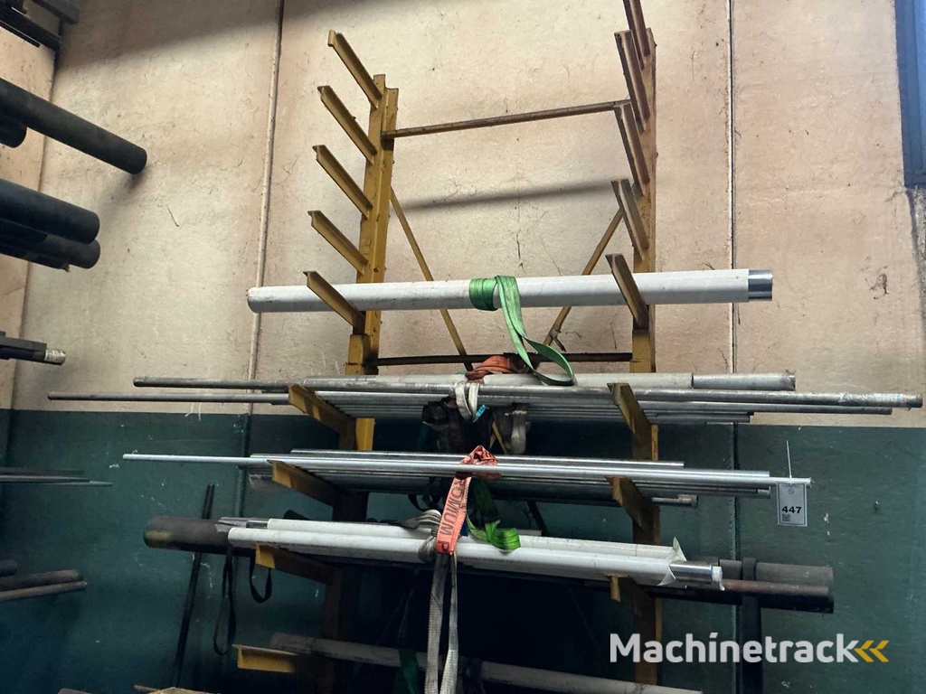 Rohmaterial und Halbzeuge