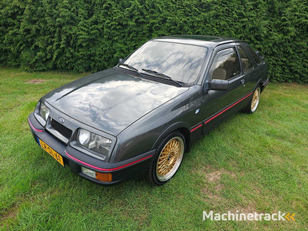 Ford - 1983 - Sierra - 2.8 V6 XR4 Inj. - PKW - Oldtimer