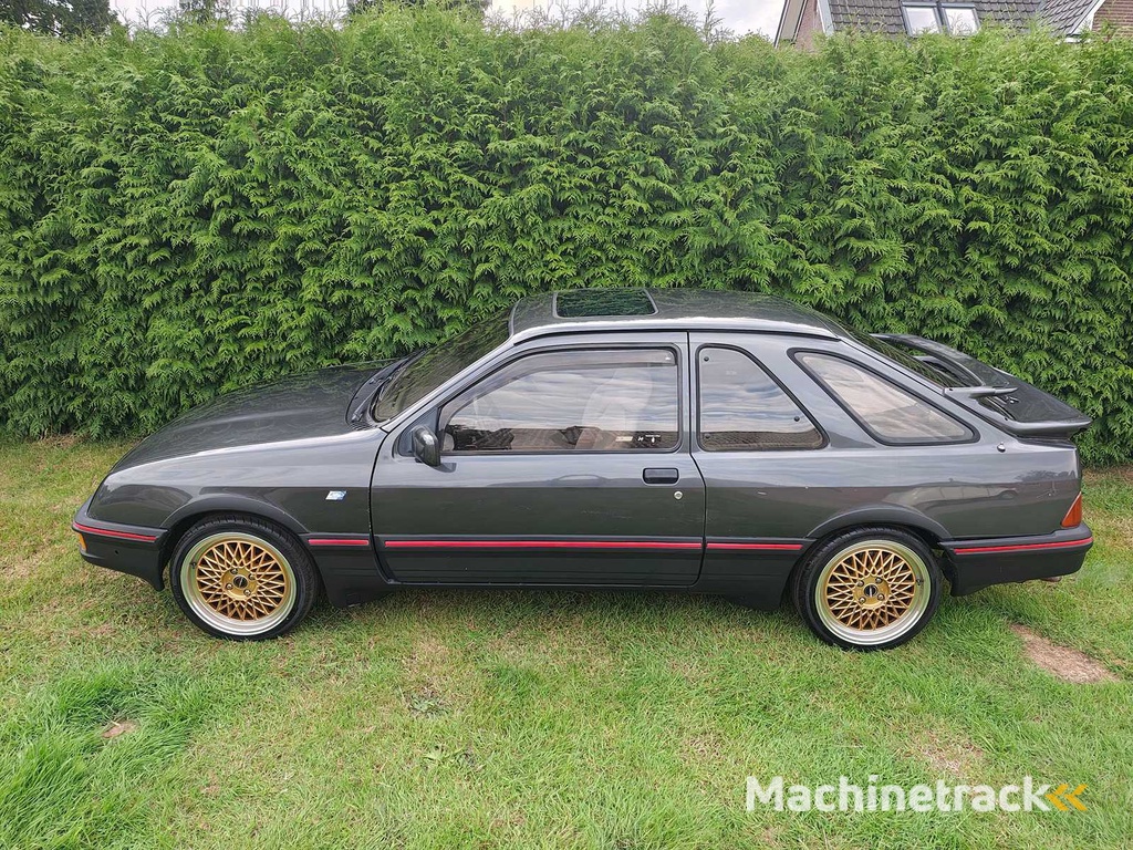 Ford - 1983 - Sierra - 2.8 V6 XR4 Inj. - PKW - Oldtimer