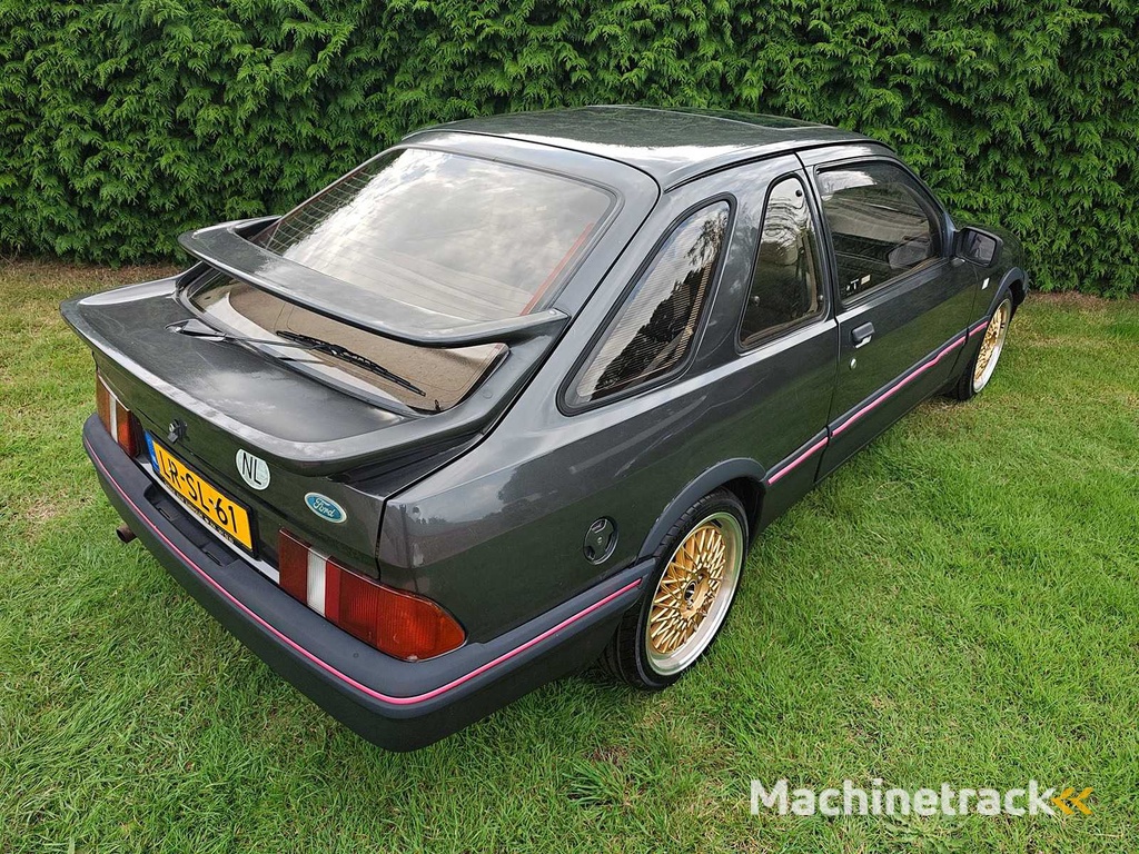 Ford - 1983 - Sierra - 2.8 V6 XR4 Inj. - PKW - Oldtimer