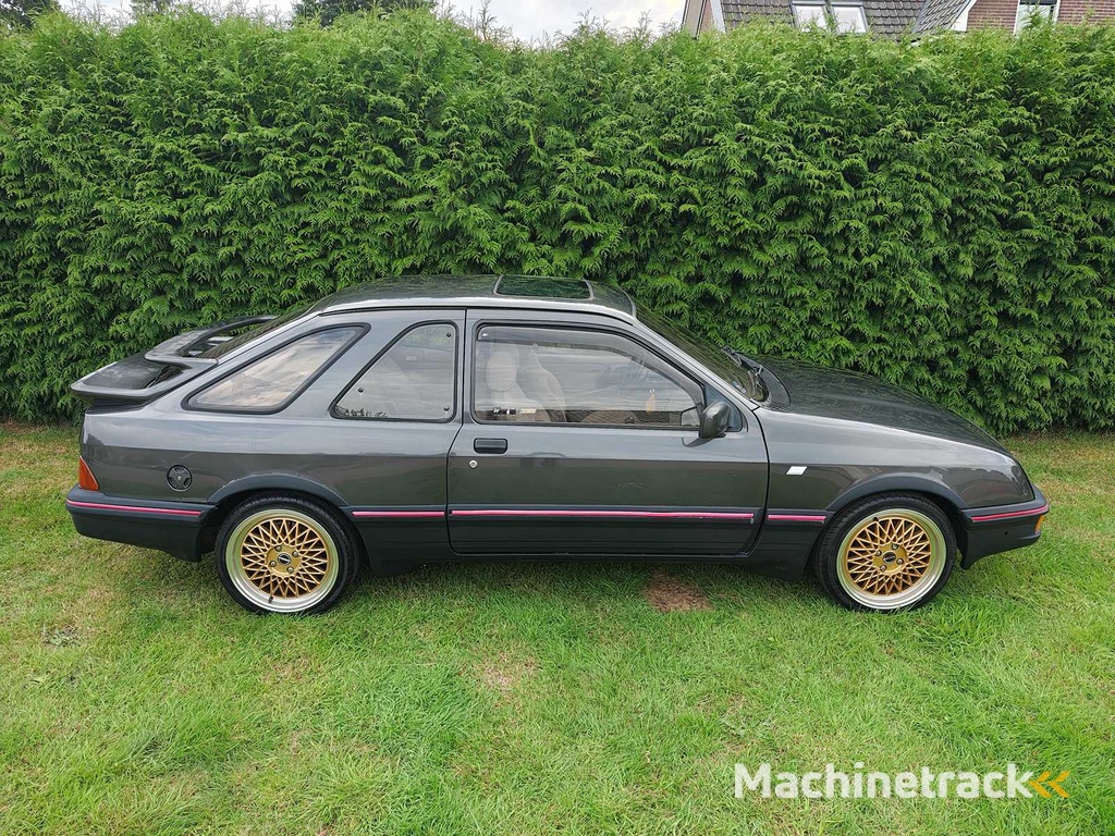 Ford - 1983 - Sierra - 2.8 V6 XR4 Inj. - PKW - Oldtimer