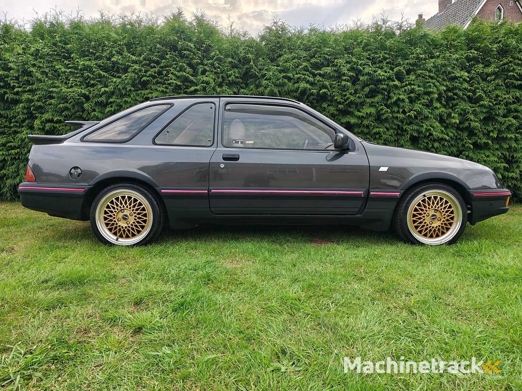 Ford - 1983 - Sierra - 2.8 V6 XR4 Inj. - PKW - Oldtimer