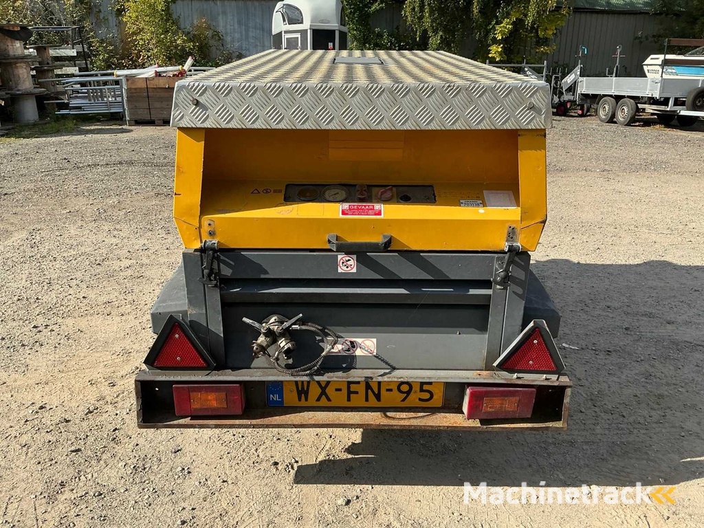 2007 Atlas Copco XAS5700 Mobiele compressor