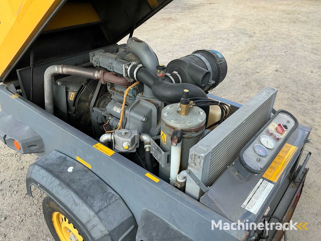 2007 Atlas Copco XAS5700 Mobiele compressor