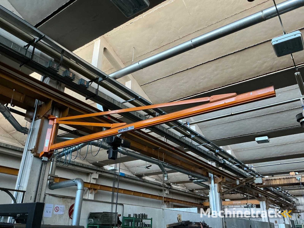 BOTTAZZI - Zwenkkraan voor pijlers