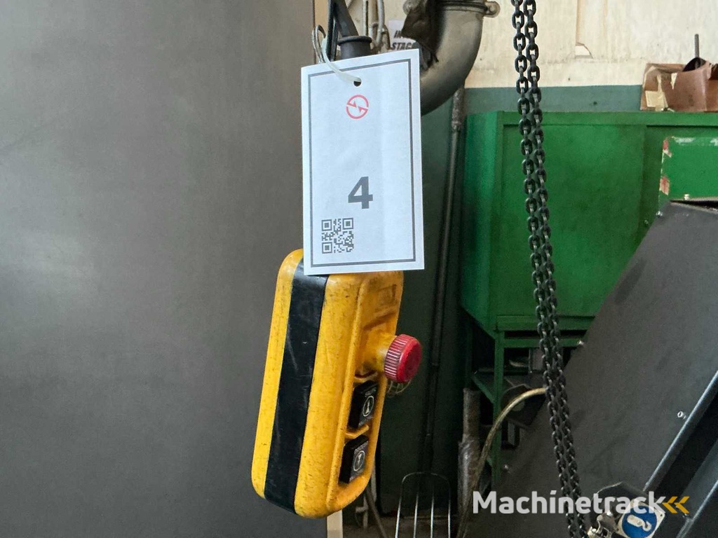 BOTTAZZI - Zwenkkraan voor pijlers