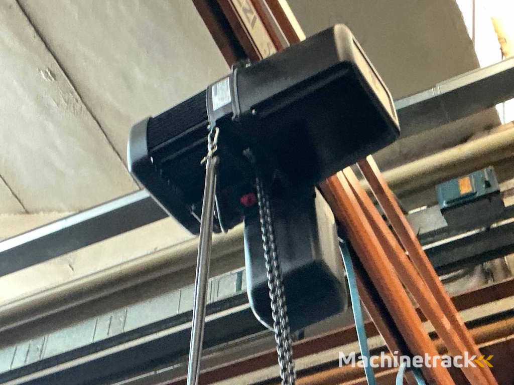 BOTTAZZI - Zwenkkraan voor pijlers