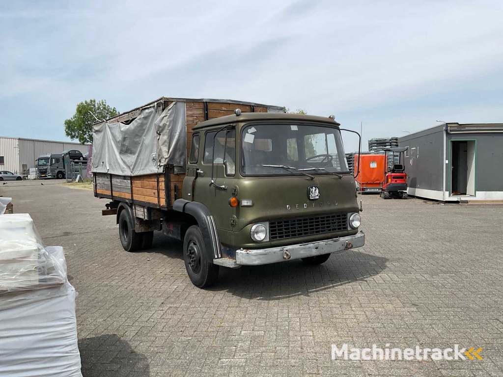 Bedford - Auto
