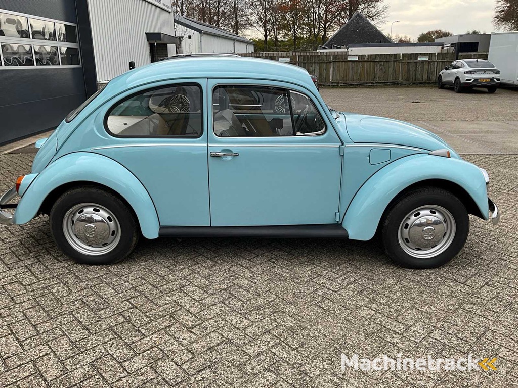 Volkswagen VW Oldtimer aus dem Baujahr 1973