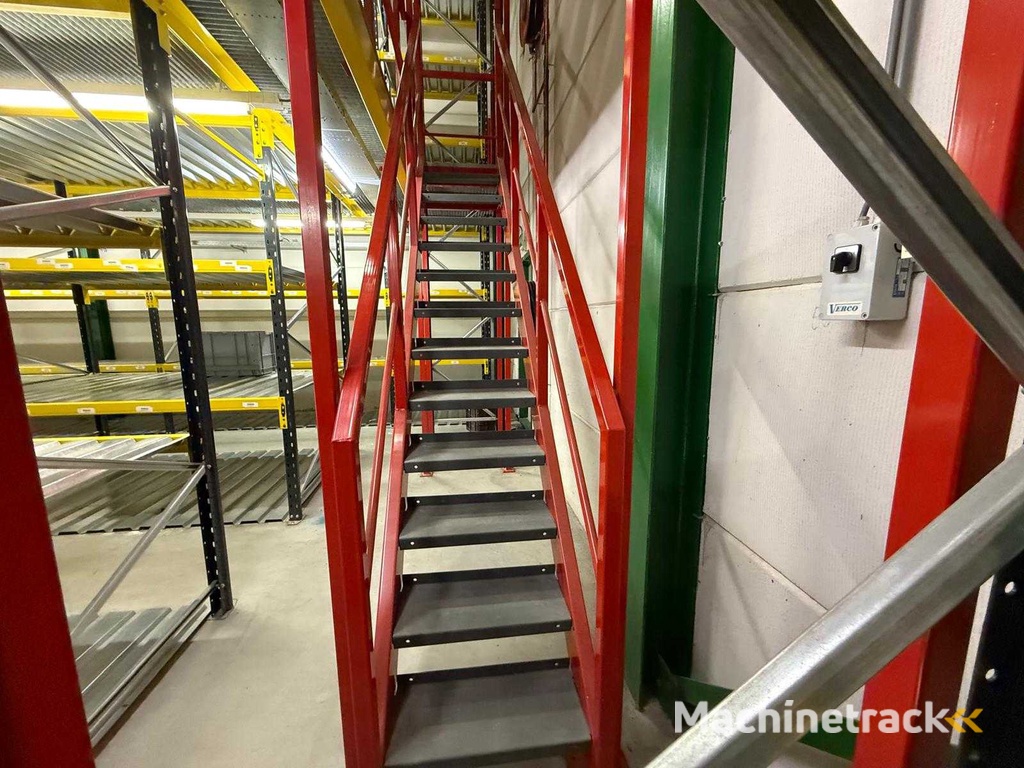 Podesttreppe 2,80m hoch