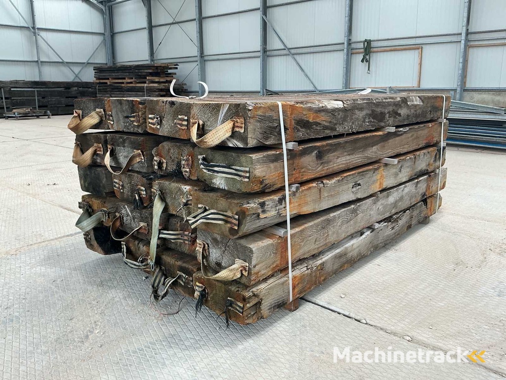 Amerikanisches Kiefernholz 2000x300x150 Bauholz