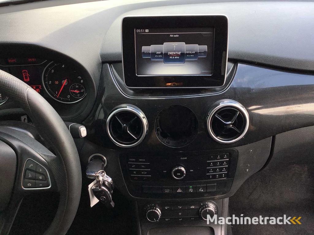 2020 - Mercedes-Benz - B-Klasse - 220 d Ambition - Pkw