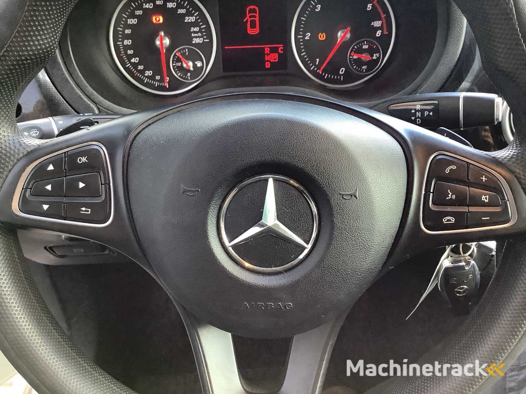 2020 - Mercedes-Benz - B-Klasse - 220 d Ambition - Pkw