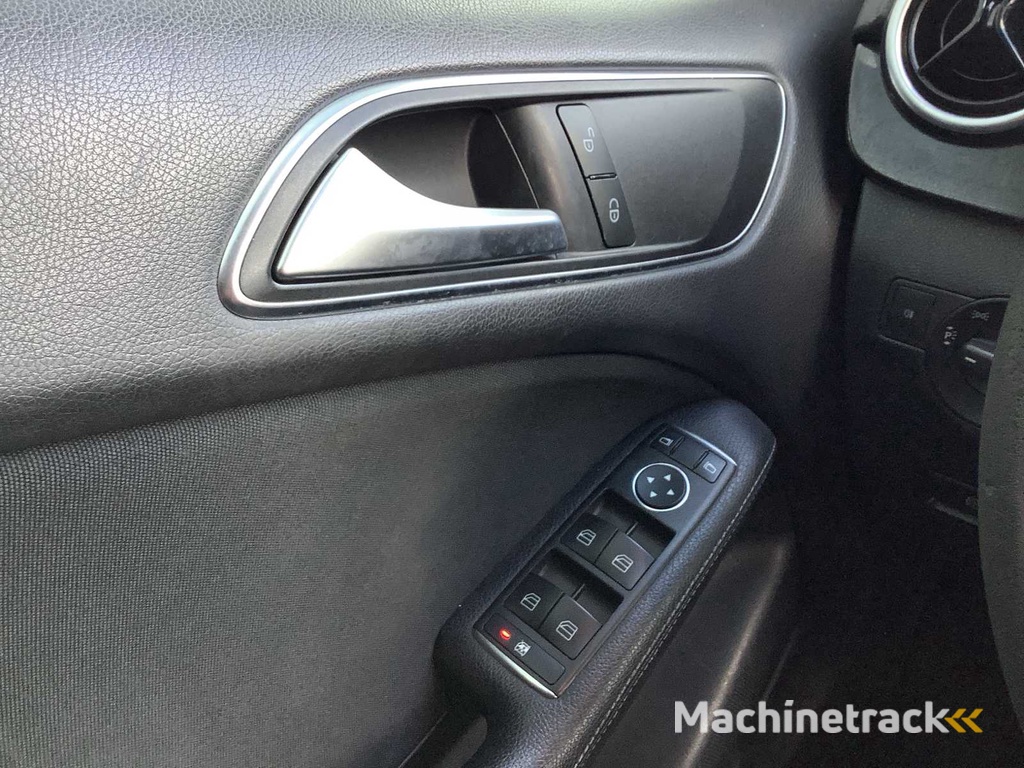 2020 - Mercedes-Benz - B-Klasse - 220 d Ambition - Pkw